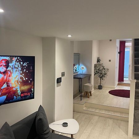 The Snap Pad Boutique Apartment Tunbridge Wells Extérieur photo