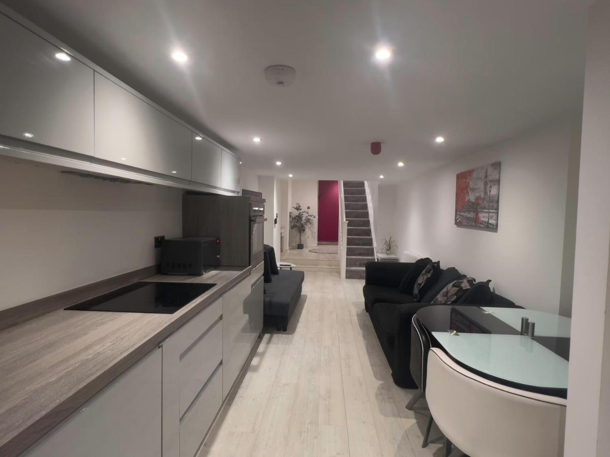 The Snap Pad Boutique Apartment Tunbridge Wells Extérieur photo