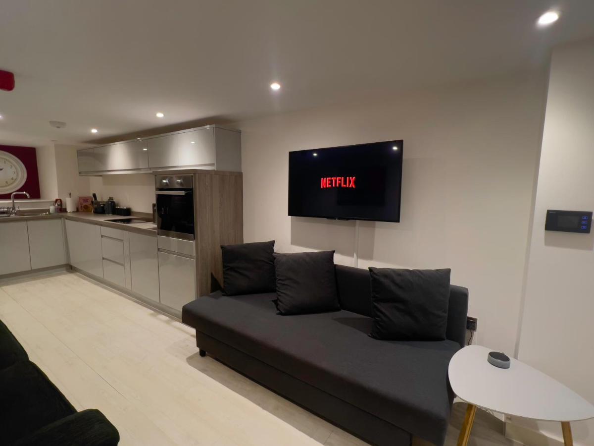The Snap Pad Boutique Apartment Tunbridge Wells Extérieur photo