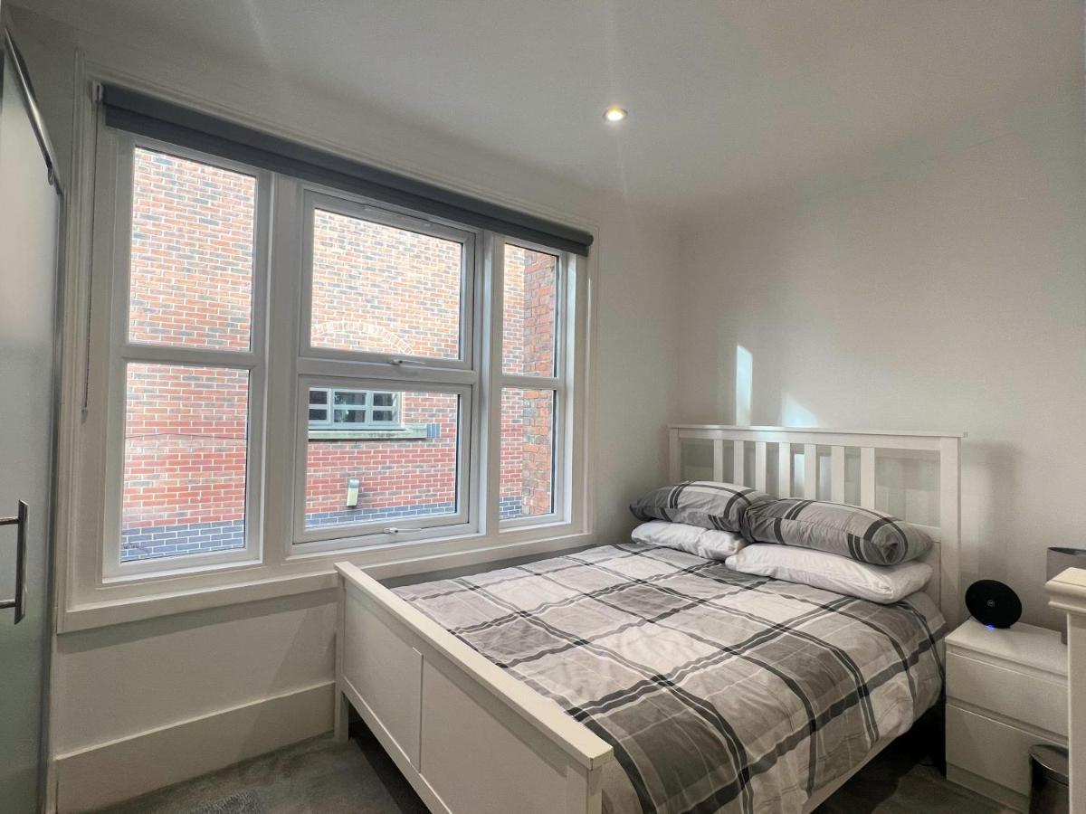 The Snap Pad Boutique Apartment Tunbridge Wells Extérieur photo