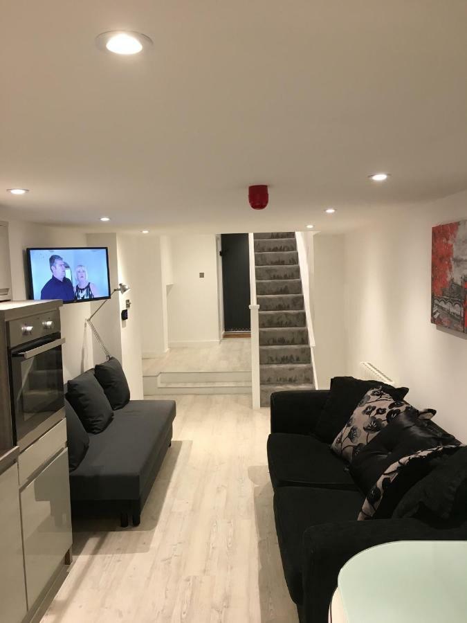 The Snap Pad Boutique Apartment Tunbridge Wells Extérieur photo