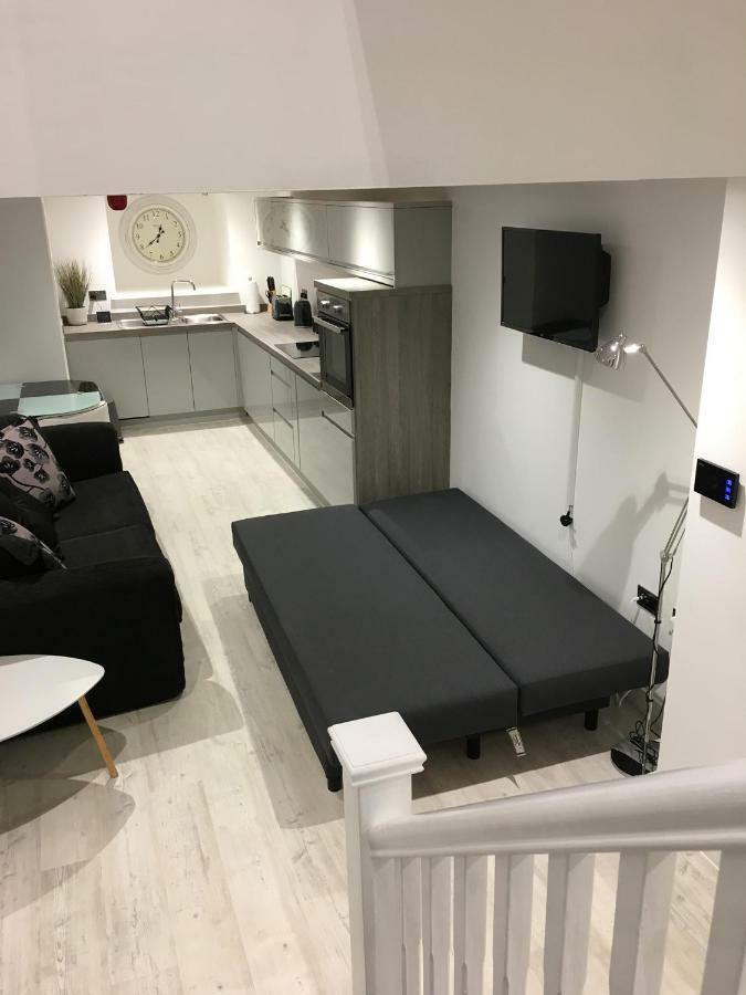 The Snap Pad Boutique Apartment Tunbridge Wells Extérieur photo