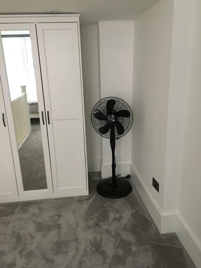 The Snap Pad Boutique Apartment Tunbridge Wells Extérieur photo